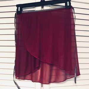 💃🏼Short wrap mesh burgundy ballet/dance skirt